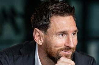 Lionel Messi commande un catamaran de luxe Sunreef ULTIMA 88 pour navigu...