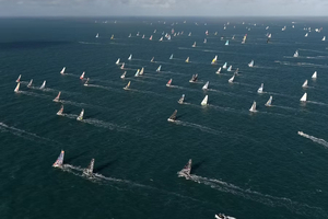 Comment vit-on seul pendant la Route du Rhum ? Sommeil, repas, hygiène et quotidien à bord