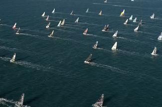 Comment vit-on seul pendant la Route du Rhum ? Sommeil, repas, hygiène e...