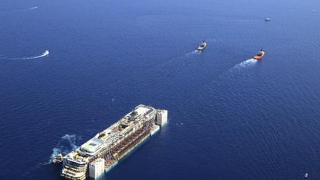 Dernière ligne droite orageuse pour le Costa Concordia
