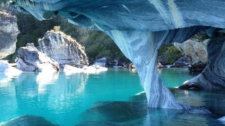 Les époustouflantes caves de marbre chiliennes