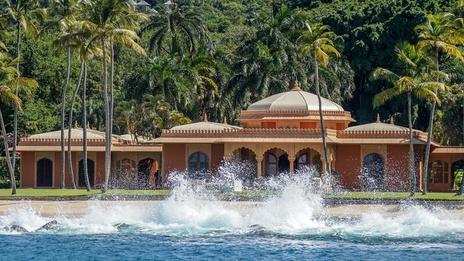 Jouer les stars sur l'île Moustique