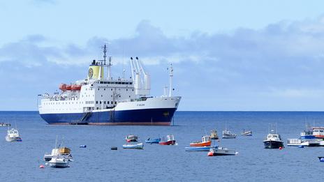 RMS Saint Helena, le navire des Saints et des Tristanians