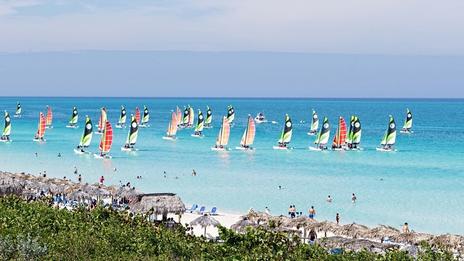 Accident de voile, de plongée : quelle responsabilité des organisateurs à l'occasion d'une activité sportive ?