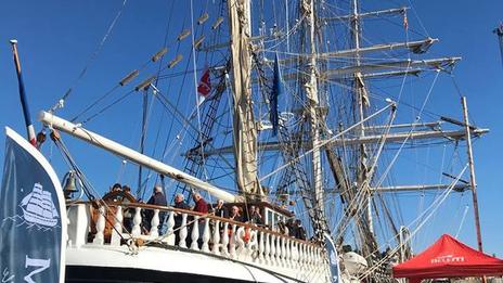 Port-Vendres, une escale à succès pour Le Belem