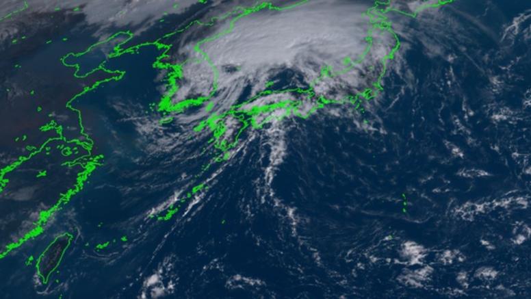 Typhon Mitag : records de chaleur et inondations en Asie