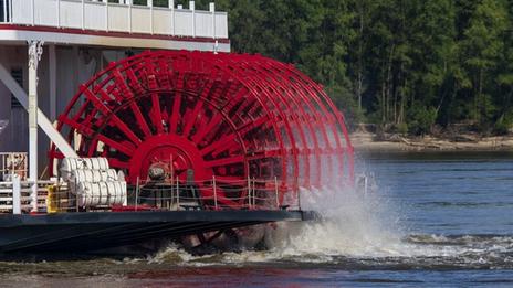 Voyagez dans le temps en bateau à roues à aubes