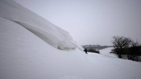 Neige exceptionnelle du 11 au 13 mars 2013 : des congères de 2 m en Normandie !