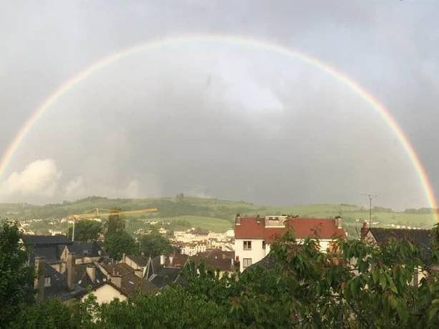 Arc en ciel sur aurillac  Actualités France
