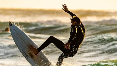 5 conseils pour bien débuter en surf