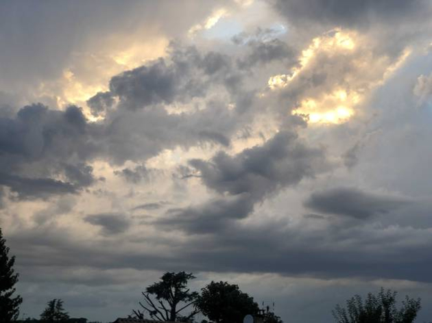 Orage sur le couchant Actualités France
