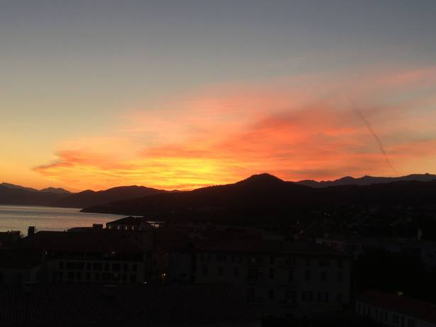 Le soleil se lève Actualités France