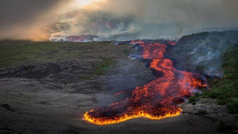 Volcan aux Canaries : voici pourquoi le nuage de soufre ne présente pas de risque en France