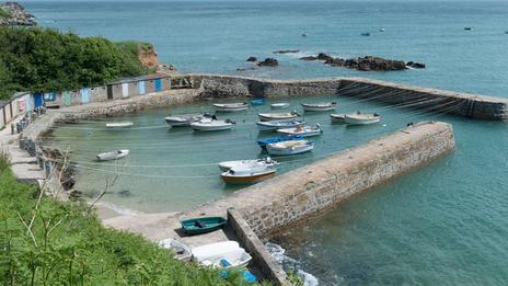 Port Racine, carte postale du Cotentin