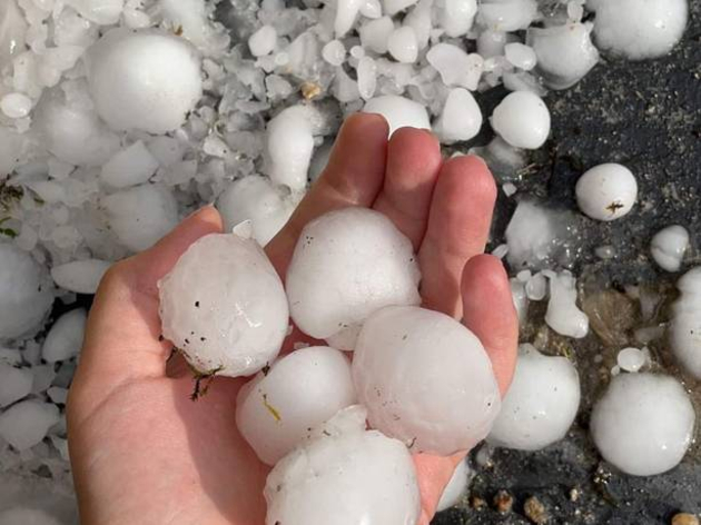 Gros orages de grêle en Bourgogne sud Actualités France