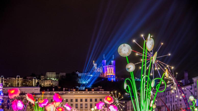 Fête des lumières 2022 à Lyon : entre froid vif, pluie et neige