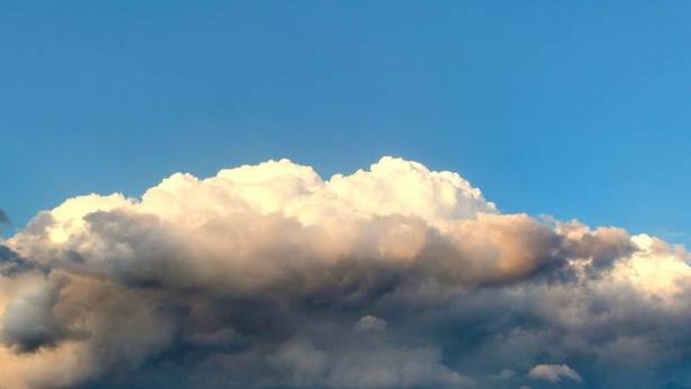 Combien pèse un nuage?