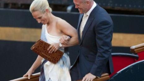PHOTOS – Zara et Mike Tindall : yacht royal, invités de prestige… Revivez leur exceptionnelle soirée de pré-mariage
