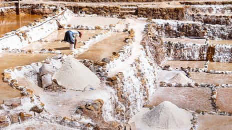 Le sel des Andes : héritage des Incas dans les salines de Maras 5/9
