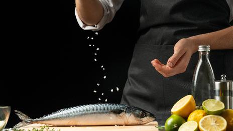 Le sel dans la gastronomie maritime : cinq recettes pour sublimer la mer 8/9