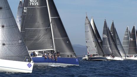 Porquerolle’s Race : Les murmures d’Éole