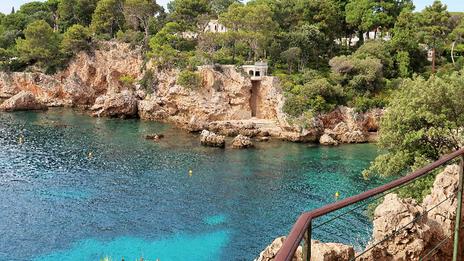 Côte d'Azur : promenade de cap en cap, sur le sentier des douaniers
