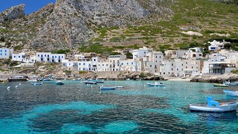 Les îles Égades : un archipel préservé entre nature sauvage et plaisirs nautiques