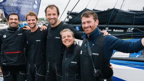Première victoire en IMOCA pour Sam Goodchild après une démonstration de force sur la Course des Caps