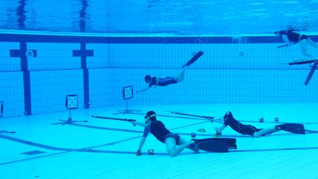 Tir sur cible subaquatique : une discipline exigeante entre apnée et précision