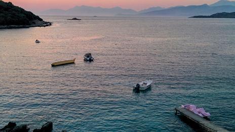 Hyères : la baignade à nouveau autorisée sur toutes les plages, après l’alerte sanitaire