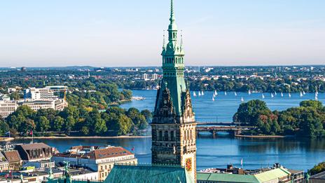 Que voir à Hambourg ? Balade entre lacs, canaux et traditions maritimes