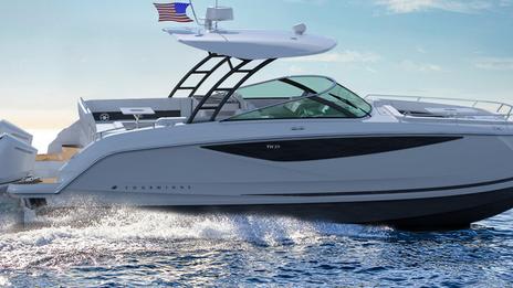 Four Winns TH33 : l’élégance sur deux coques