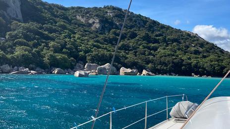 Une croisière gratuite tous les ans jusqu’à la fin de sa vie : le fabuleux destin de Fabienne avec GlobeSailor