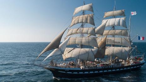 Le Belem, de retour à Calais