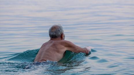 Noyades accidentelles : les seniors et les hommes davantage touchés par les cas graves