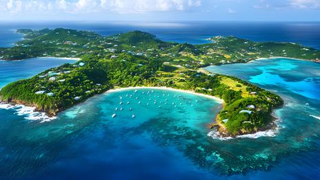 Moustique, l'île des milliardaires