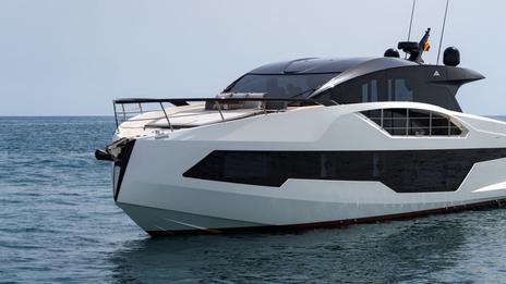 Astondoa 677 Coupe : la puissance élégante du chantier espagnol