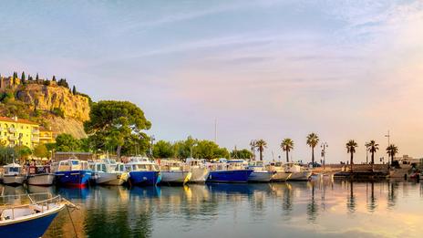 Week-end à Cassis : entre calanques, marchés et charme du port en arrière-saison