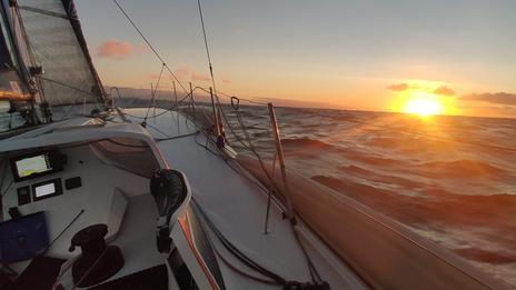 Transat Café L'Or : scission chez les Class40