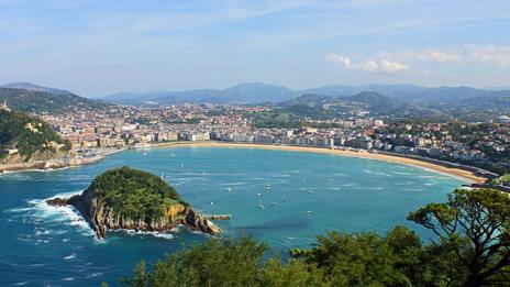 San Sebastián bannit la cigarette sur ses plages à partir de 2026