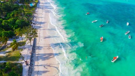 Top 10 des plages où l’on peut se baigner toute l’année