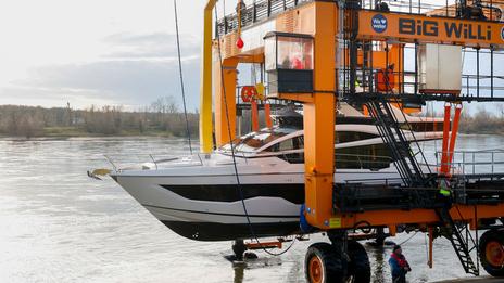 boot Düsseldorf 2026 : les premiers yachts arrivent sur le salon avant l’ouverture de janvier