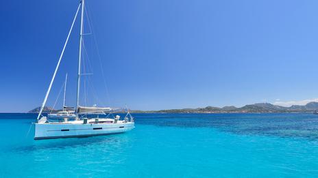 Méditerranée 2026 : Cap sur 10 mouillages (presque) secrets pour fuir la foule