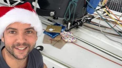 Guirec Soudée, Père Noël au large à bord de l’Ultim MACSF
