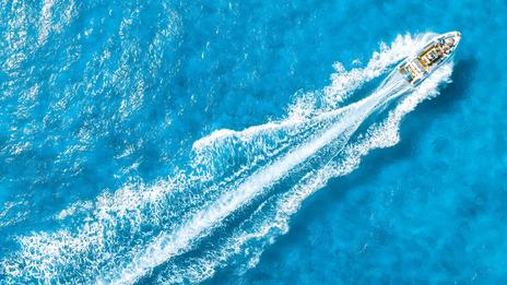 Acheter un day boat d’occasion : les 10 défauts invisibles qui font exploser la facture