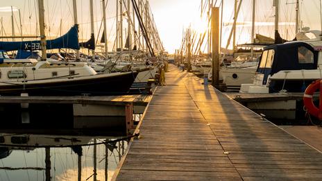 Pour et contre l’hébergement à flot