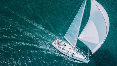 Diesel en fin de vie : faut-il passer à l’électrique pour sauver son voilier et son budget ?