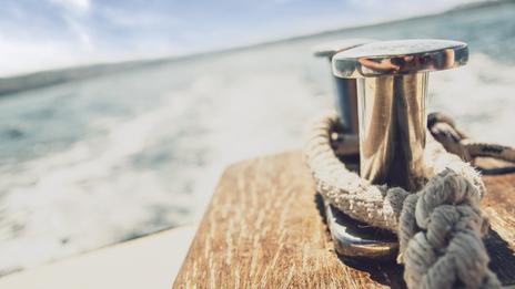 Ancien ou plus récent ? Le vrai prix d’un refit de voilier et les pièges à éviter