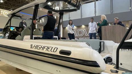 Highfield lance l’ADV9, un nouveau crossover d’aventure taillé pour le large