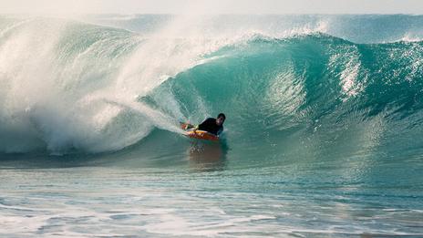 Pourquoi le bodyboard séduit de plus en plus les amateurs de glisse